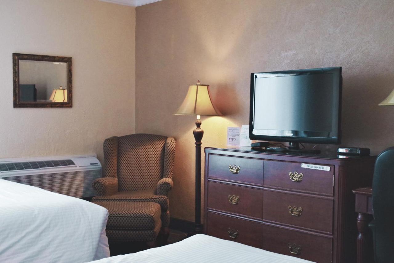 The City Motel フレデリクトン エクステリア 写真