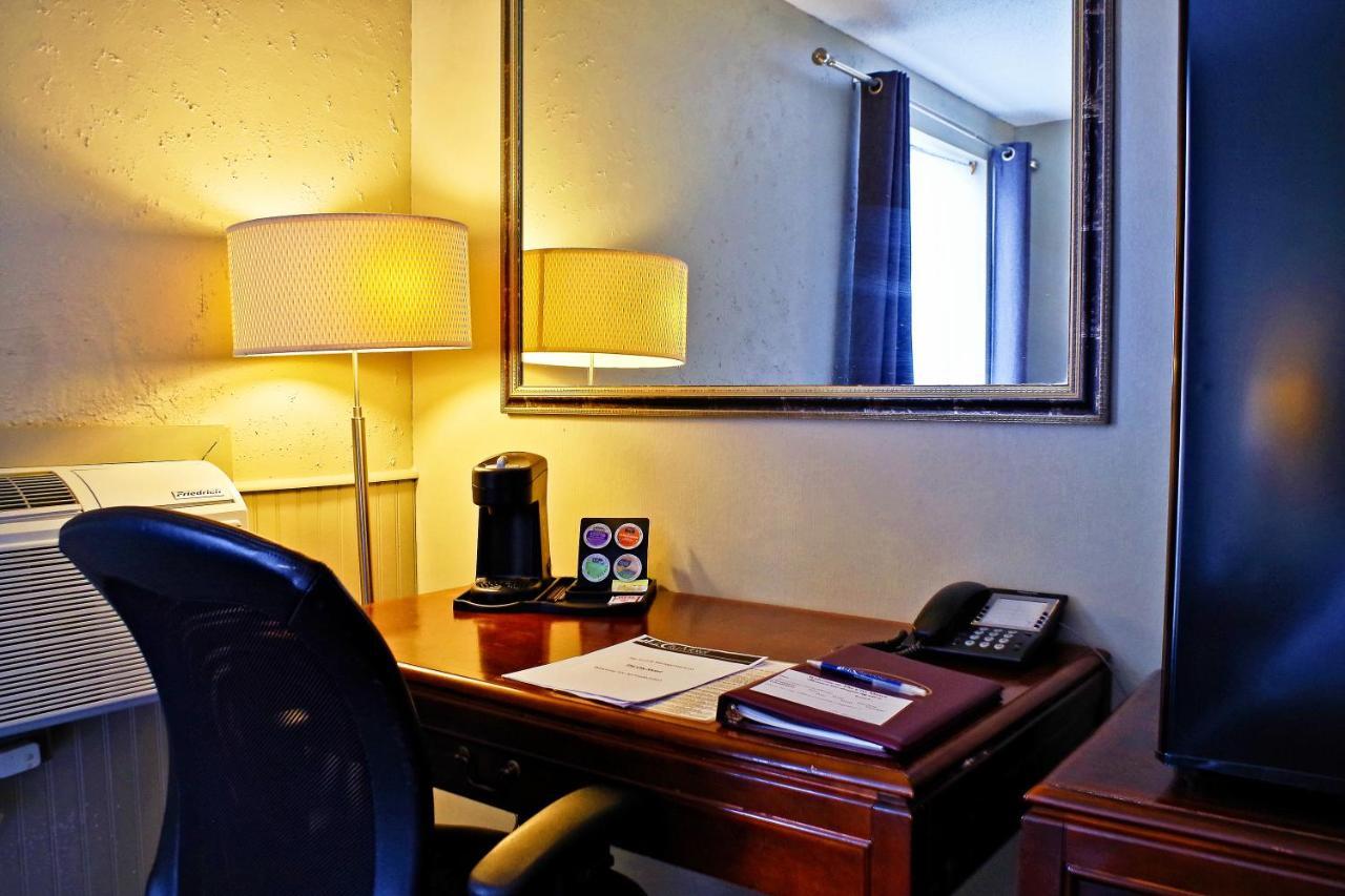 The City Motel フレデリクトン エクステリア 写真